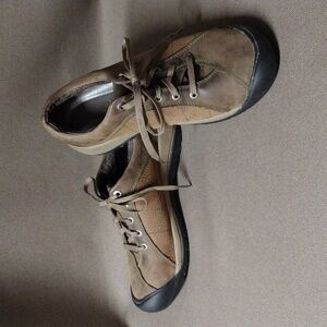 Keen Presidio suede lace up casual/hiking shoes 10